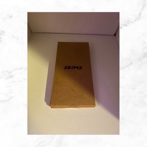 skims everyday crew socks - onyx